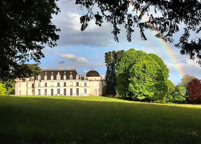 Pavillon Des Ecureuils Au Chateau Royal De Benays